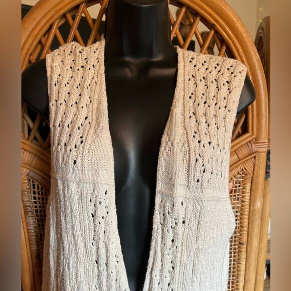 Cream Knit Sleeveless Cardigan by Cabin Creek - vintage size medium - Picture 2 of 5